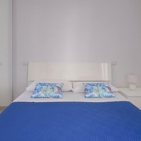 Dolcevitasuites - Modern 3 Bdr Villa In S. Lorenzo Reitani Buitenkant foto