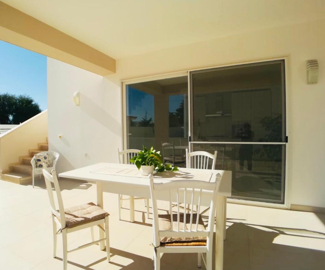 Dolcevitasuites - Modern 3 Bdr Villa In S. Lorenzo Reitani Buitenkant foto