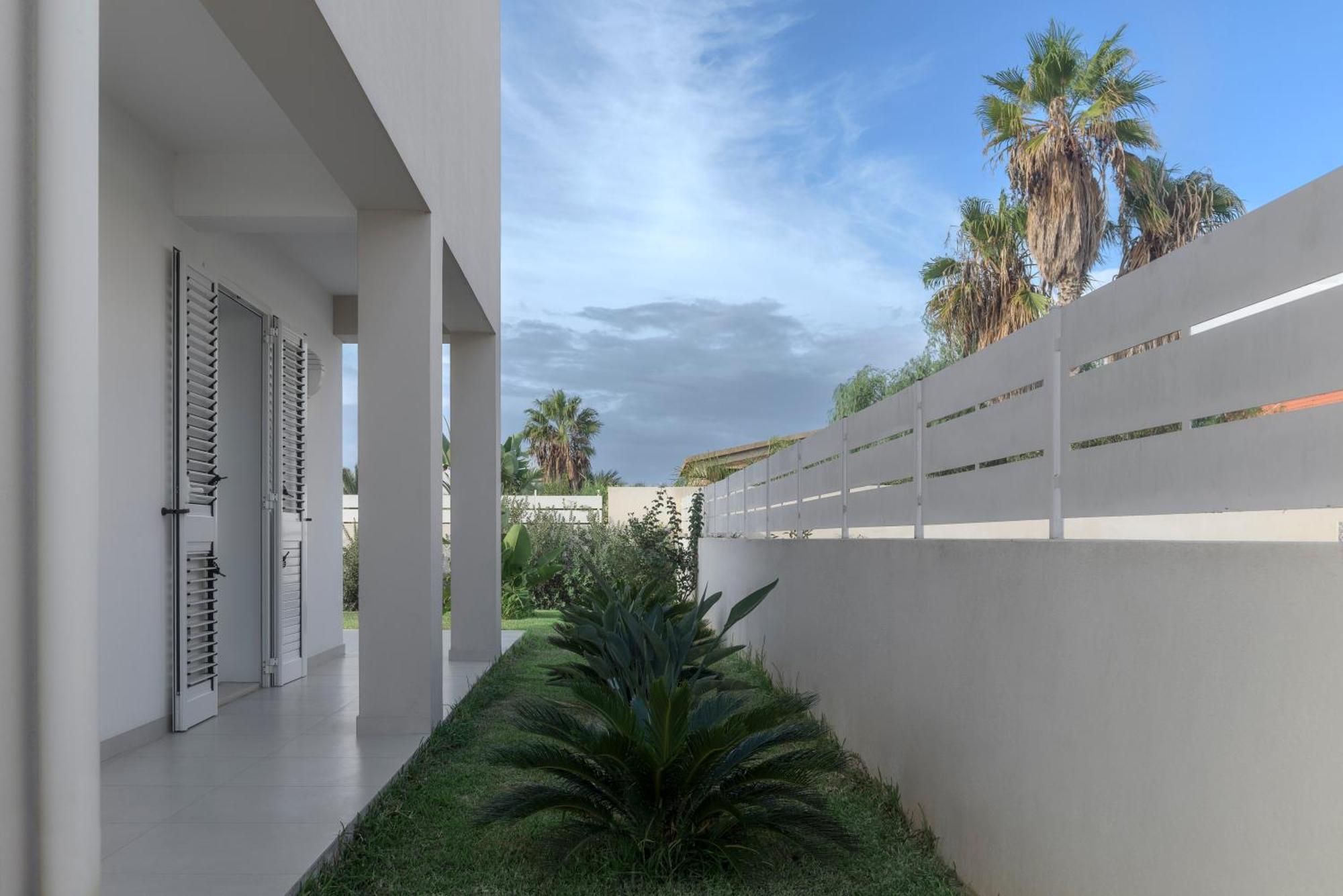 Dolcevitasuites - Modern 3 Bdr Villa In S. Lorenzo Reitani Buitenkant foto
