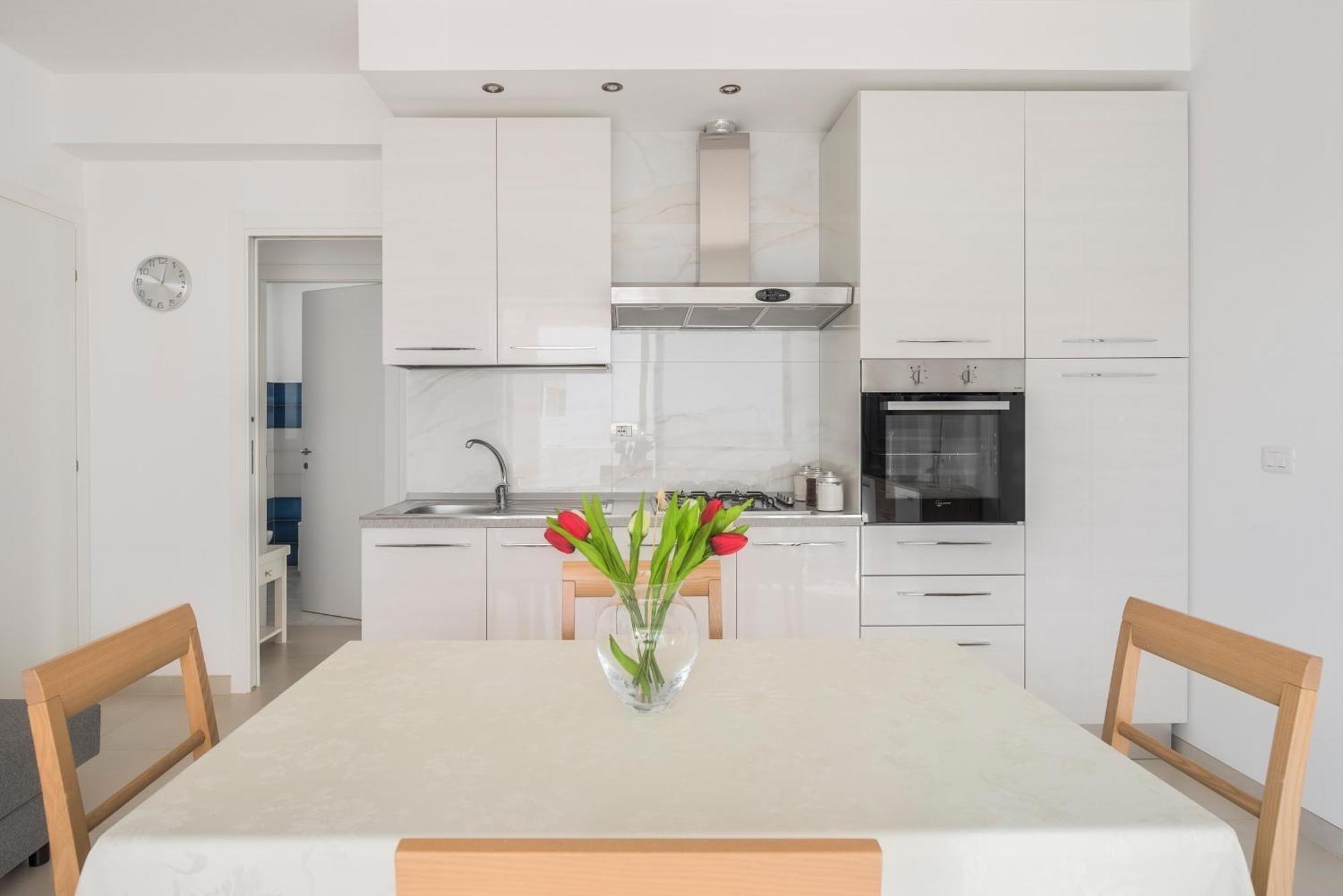 Dolcevitasuites - Modern 3 Bdr Villa In S. Lorenzo Reitani Buitenkant foto